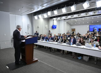 Why Fed projects to cut rates next year even it expects failure to reach inflation target for 2 more years?