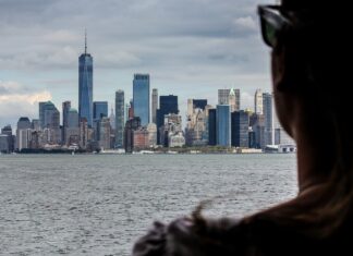 US payroll growth in Jan beats expectations