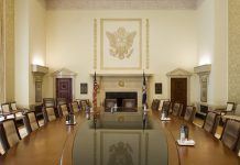 Where are the endpoints of QT? Ample Reserve System vs Demand-driven Floor System Interior of the Board room in the Marriner S. Eccles building: ec_37
